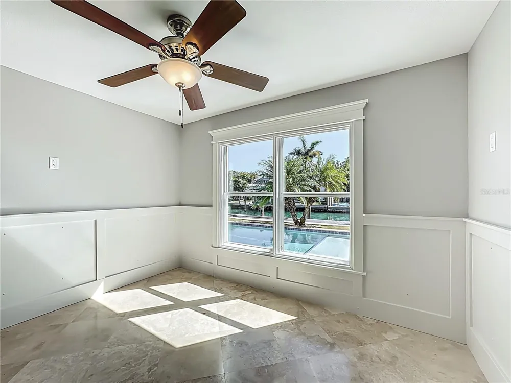 529 77TH STREET Holmes Beach, FL 34217