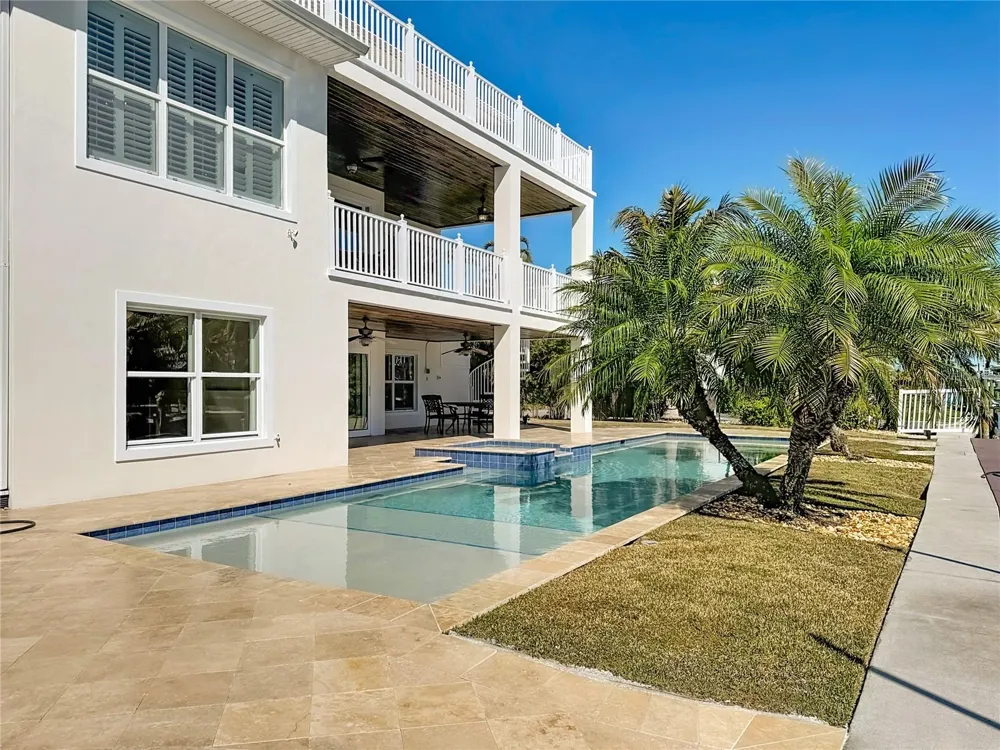 529 77TH STREET Holmes Beach, FL 34217