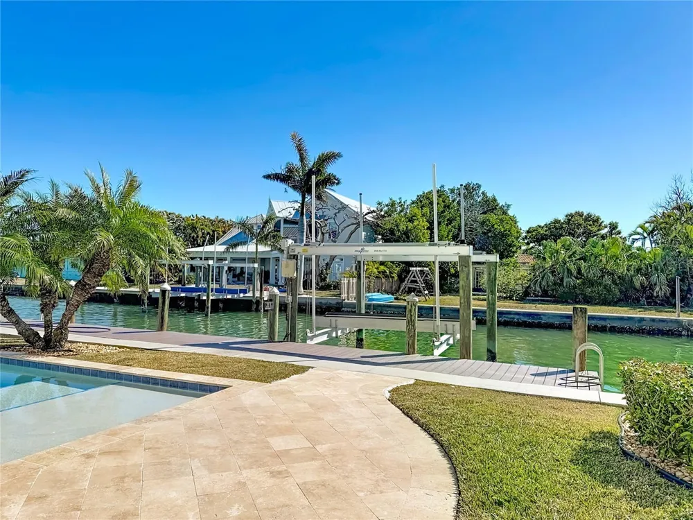 529 77TH STREET Holmes Beach, FL 34217