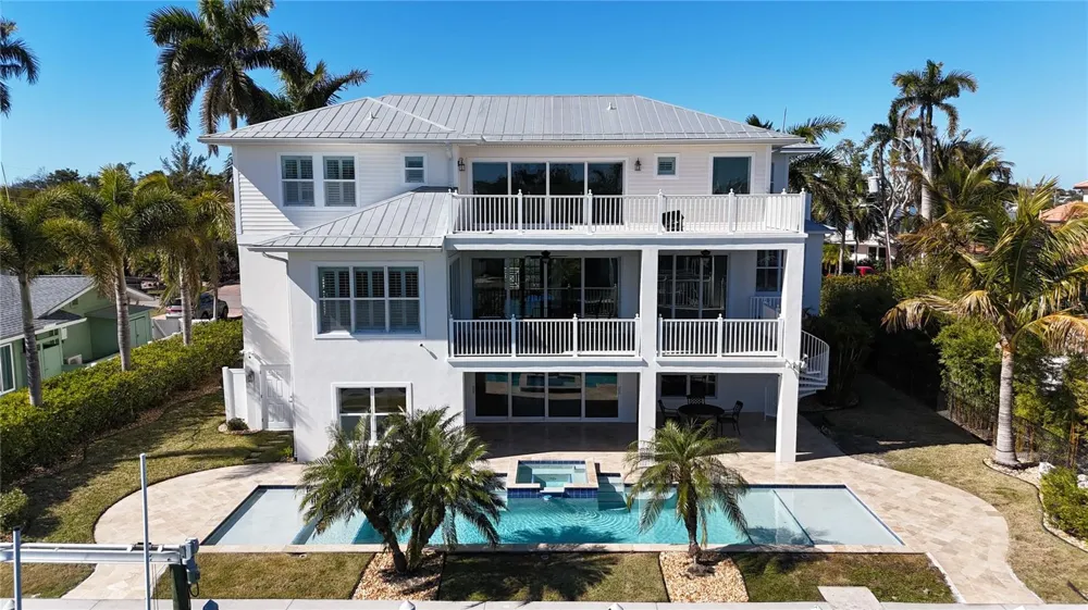 529 77TH STREET Holmes Beach, FL 34217