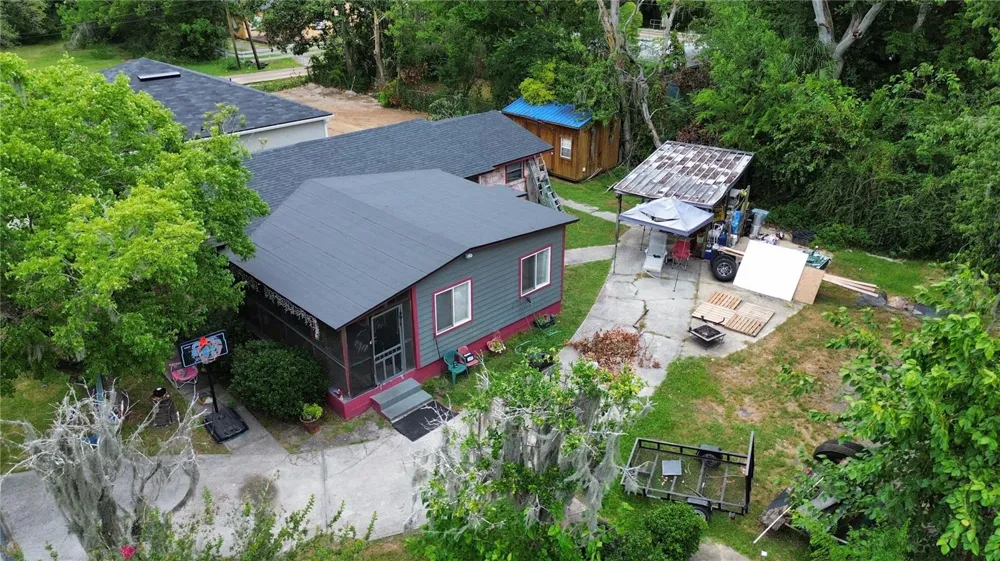 5851 DUNMIRE AVENUE Jacksonville, FL 32219