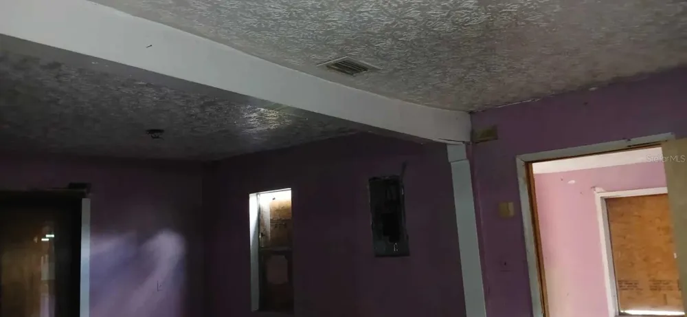 5851 DUNMIRE AVENUE Jacksonville, FL 32219