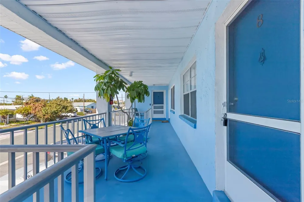11025 2ND STREET E #8 Treasure Island, FL 33706