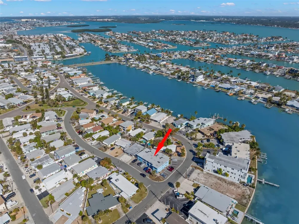 11025 2ND STREET E #8 Treasure Island, FL 33706