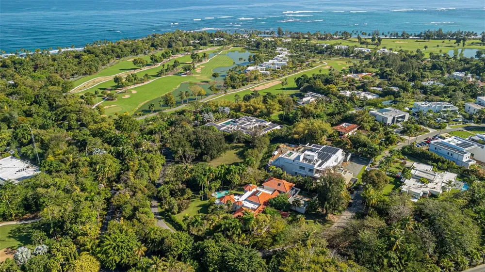 15 DORADO BEACH ESTATES Dorado, PR 00646