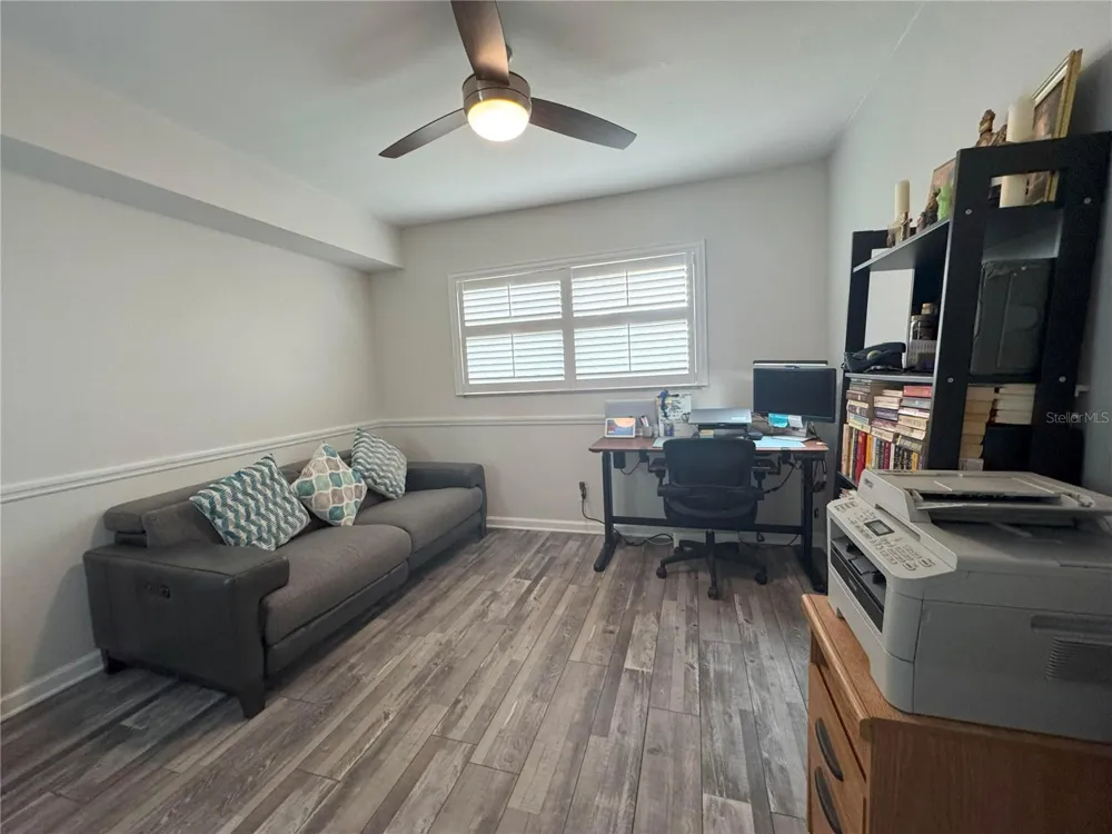 11485 OAKHURST ROAD #-211 Largo, FL 33774