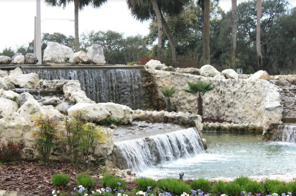 5237 SW 165TH STREET ROAD ocala, FL 34473