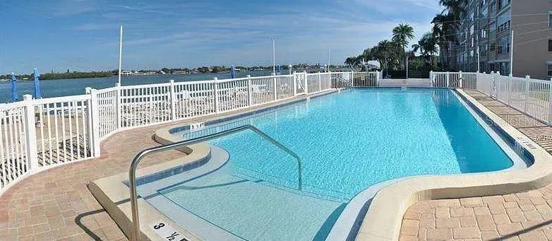1819 SHORE DRIVE S #307 South Pasadena, FL 33707