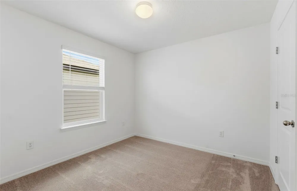 1090 SILVERLAKE BOULEVARD Lake Alfred, FL 33850