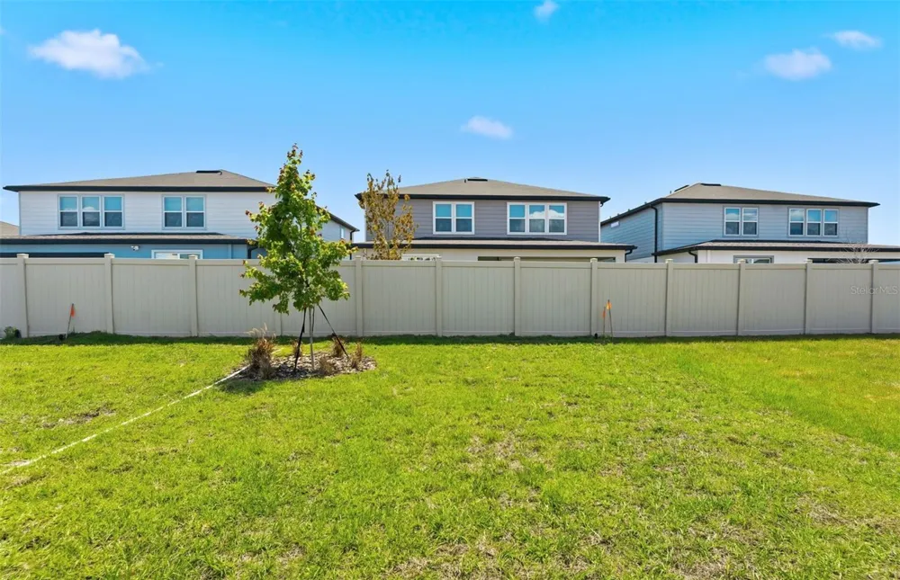 1090 SILVERLAKE BOULEVARD Lake Alfred, FL 33850
