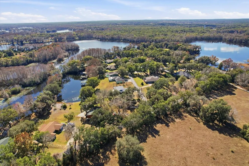 5152 S.POINTE Inverness, FL 34452