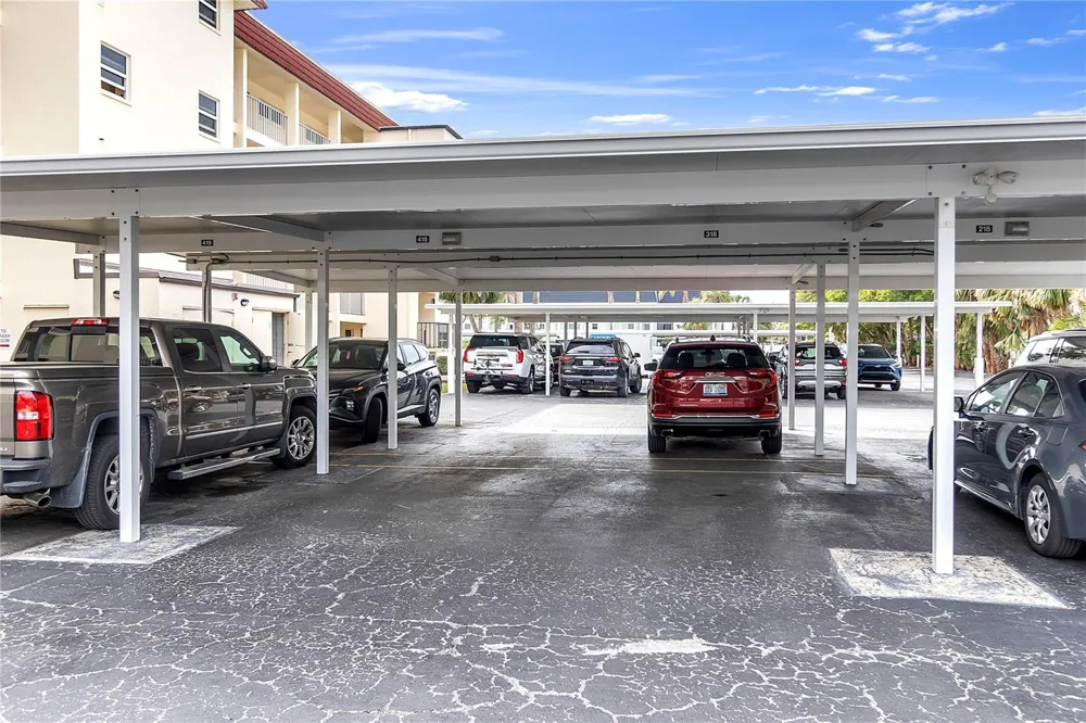 915 BEACH ROAD #318 Siesta Key, FL 34242