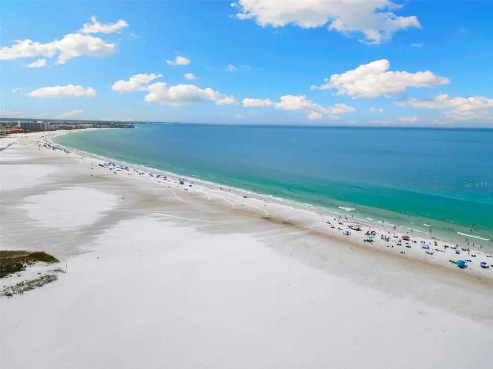 915 BEACH ROAD #318 Siesta Key, FL 34242