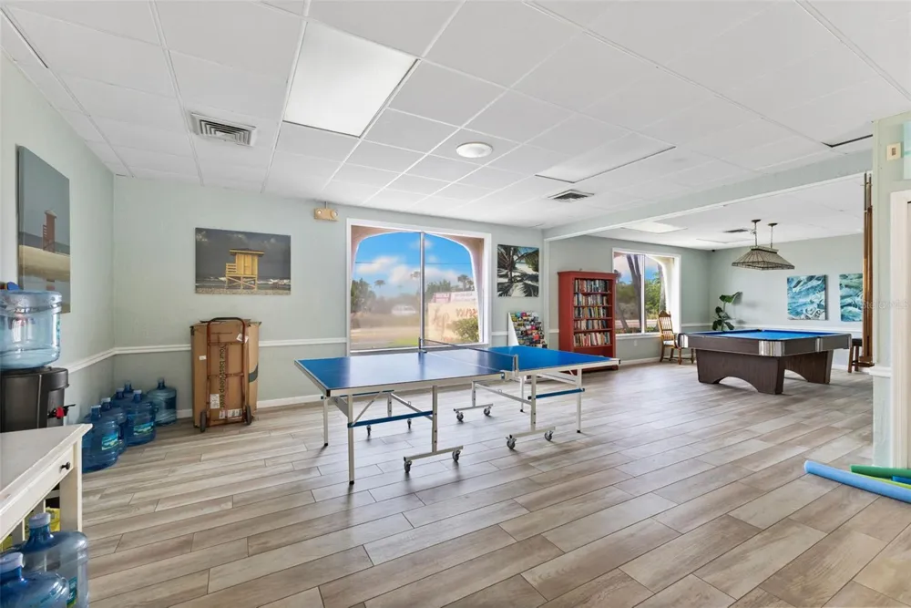 915 BEACH ROAD #318 Siesta Key, FL 34242