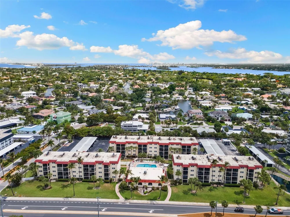 915 BEACH ROAD #318 Siesta Key, FL 34242