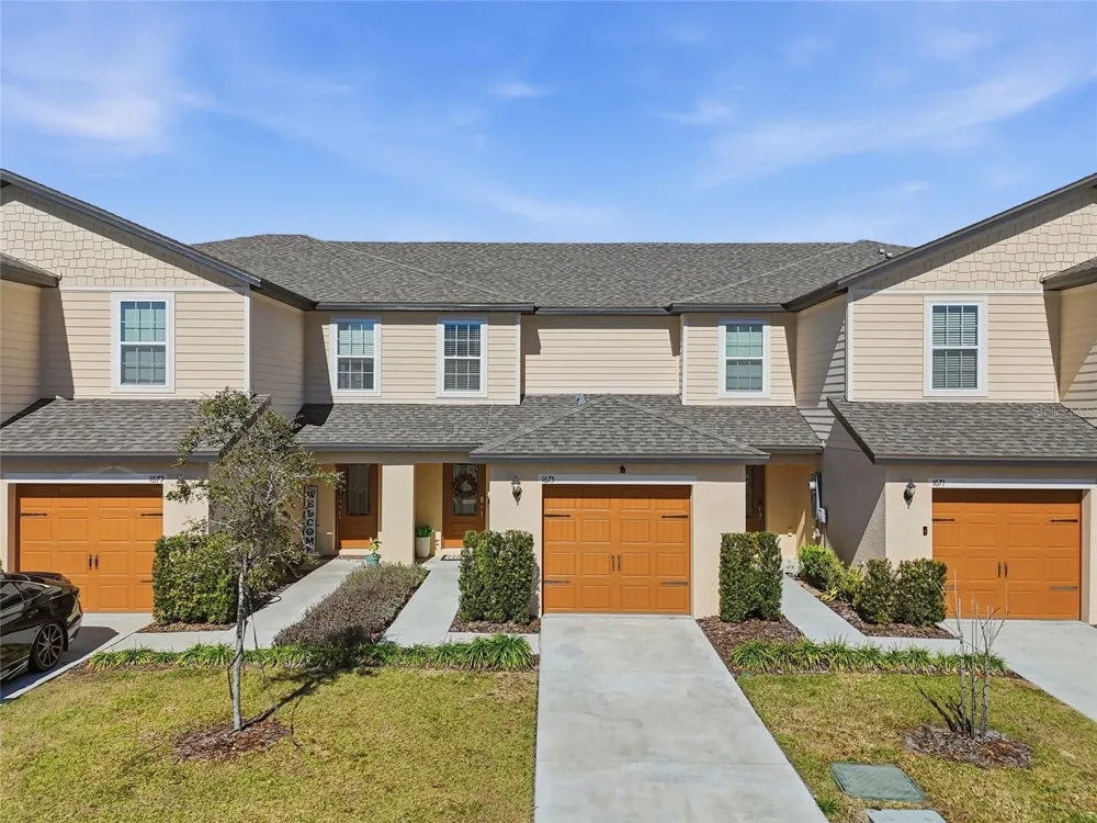 1675 WYNFORD CIRCLE Tavares, FL 32778