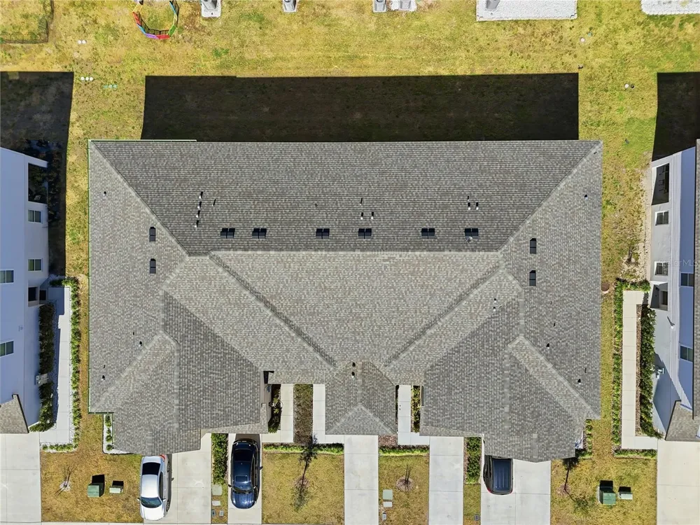 1675 WYNFORD CIRCLE Tavares, FL 32778
