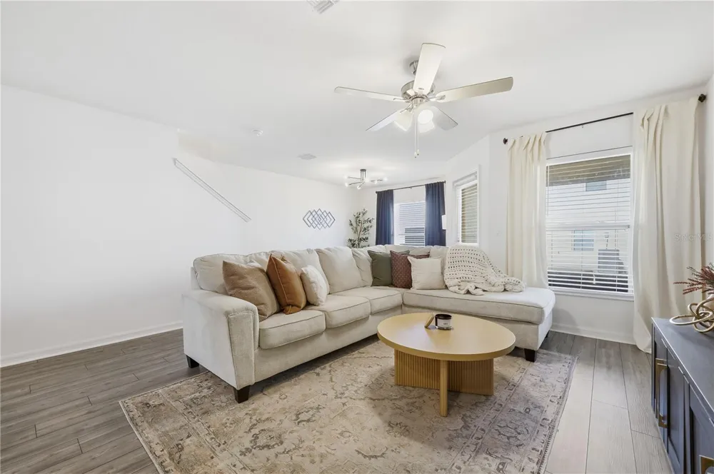 1675 WYNFORD CIRCLE Tavares, FL 32778