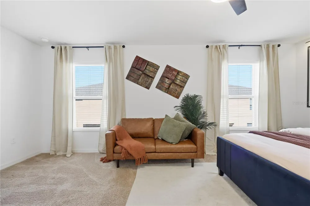 1675 WYNFORD CIRCLE Tavares, FL 32778