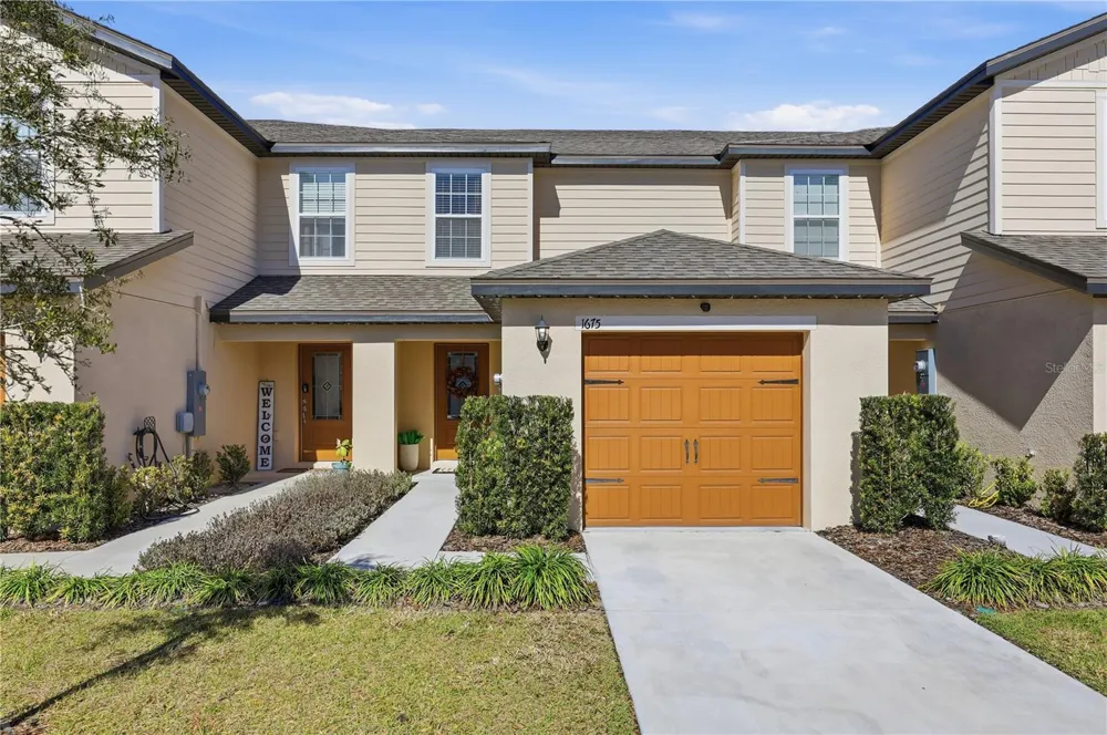 1675 WYNFORD CIRCLE Tavares, FL 32778