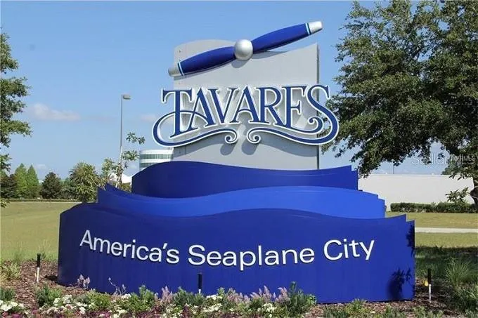 1675 WYNFORD CIRCLE Tavares, FL 32778