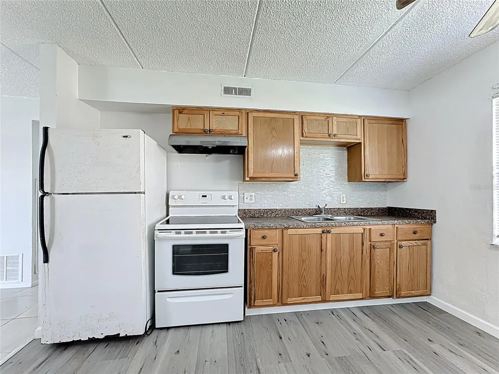 694 MICHIGAN COURT #3 St Cloud, FL 34769