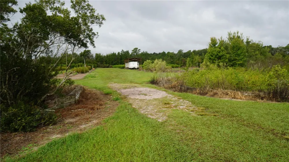 DOUGLAS ROAD Groveland, FL 34736