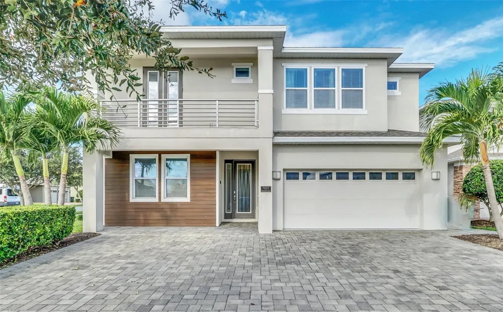 7607 MACKINAW LANE Kissimmee, FL 34747