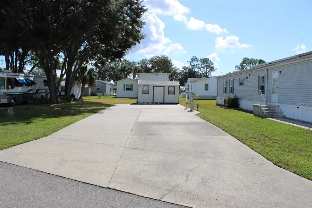 5133 SHORE LINE DRIVE Polk City, FL 33868