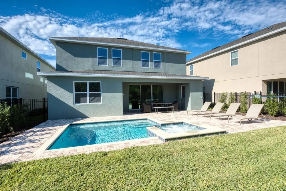 7467 MARKER AVE Kissimmee, FL 34747