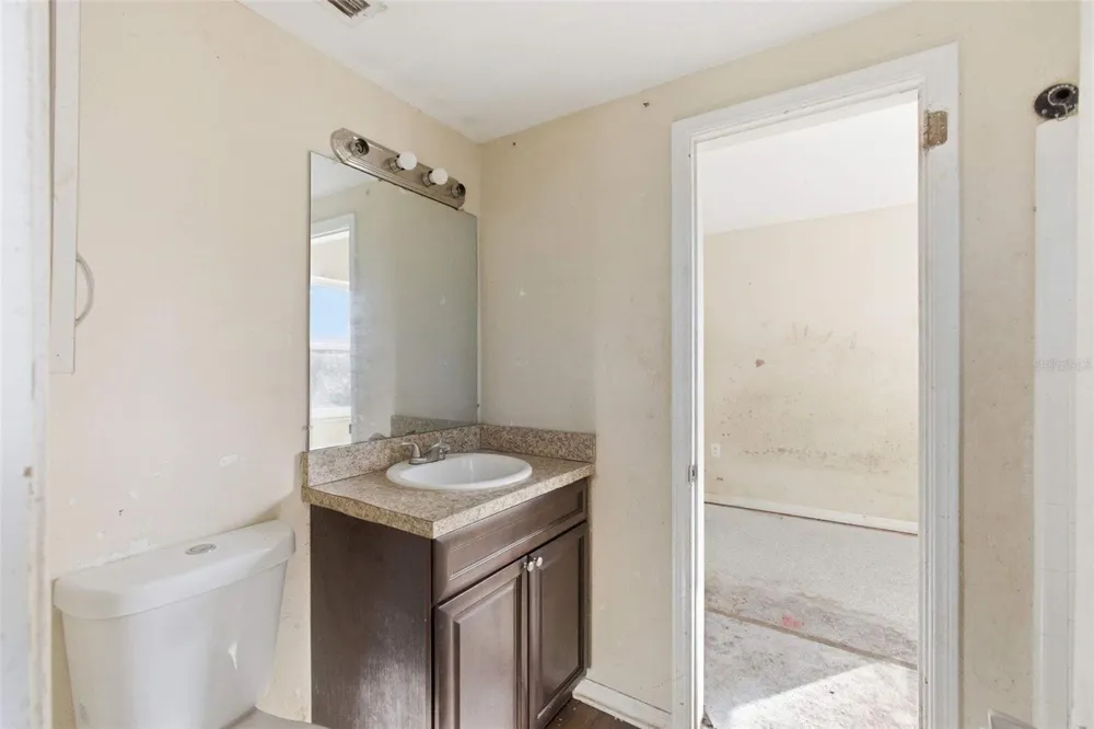 762 VALENCIA AVENUE Orange City, FL 32763