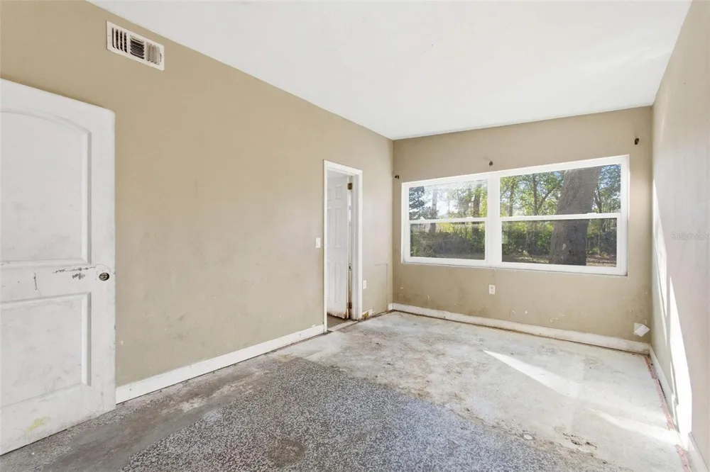 762 VALENCIA AVENUE Orange City, FL 32763