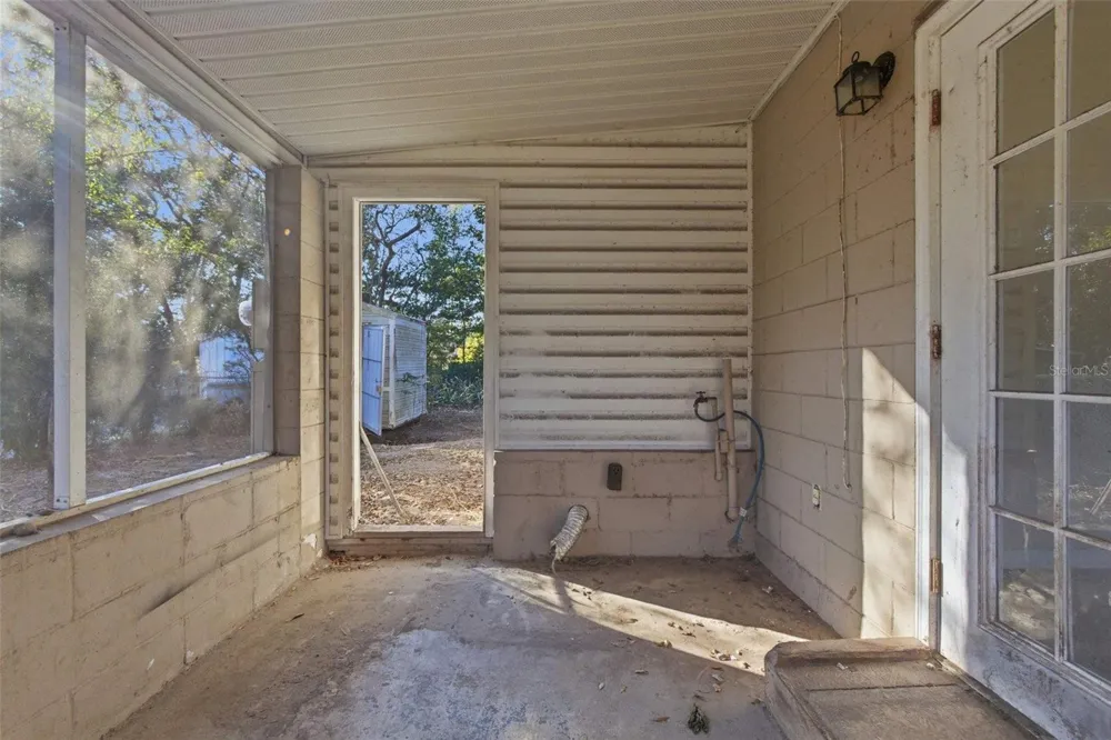 762 VALENCIA AVENUE Orange City, FL 32763
