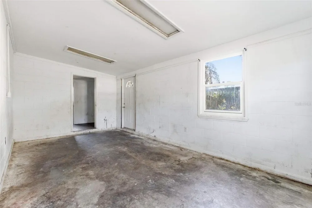 762 VALENCIA AVENUE Orange City, FL 32763