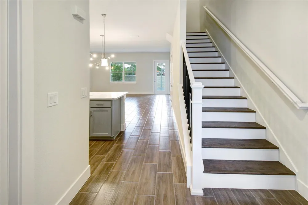1523 HERITAGE PLACE Oviedo, FL 32765
