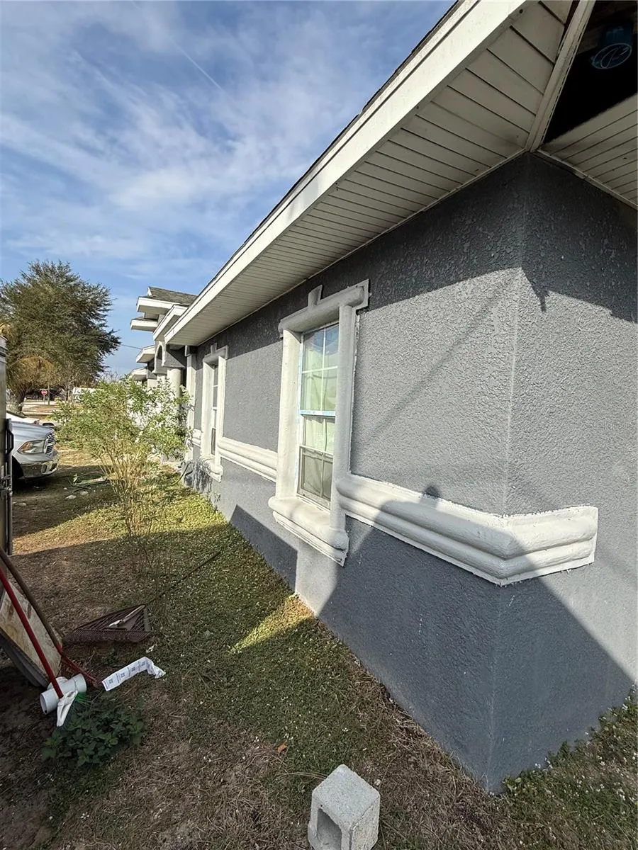 313 E WASHINGTON STREET Avon Park, FL 33825