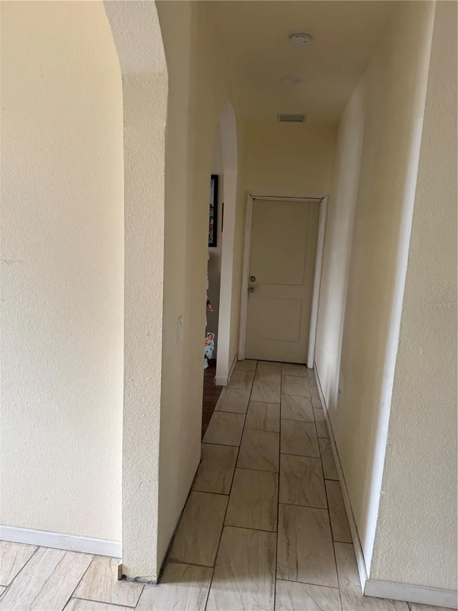 313 E WASHINGTON STREET Avon Park, FL 33825