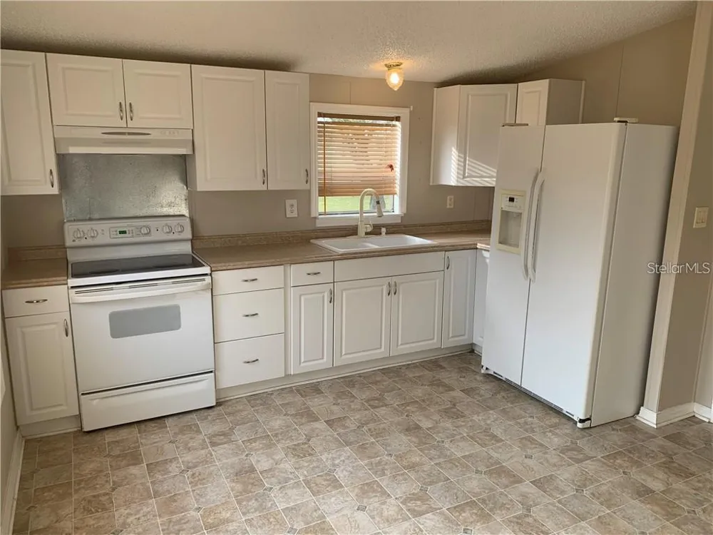 8719 & 8809 LITHIA PINECREST ROAD Lithia, FL 33547