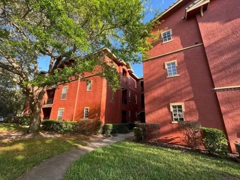 132 VISTA VERDI CIRCLE #100