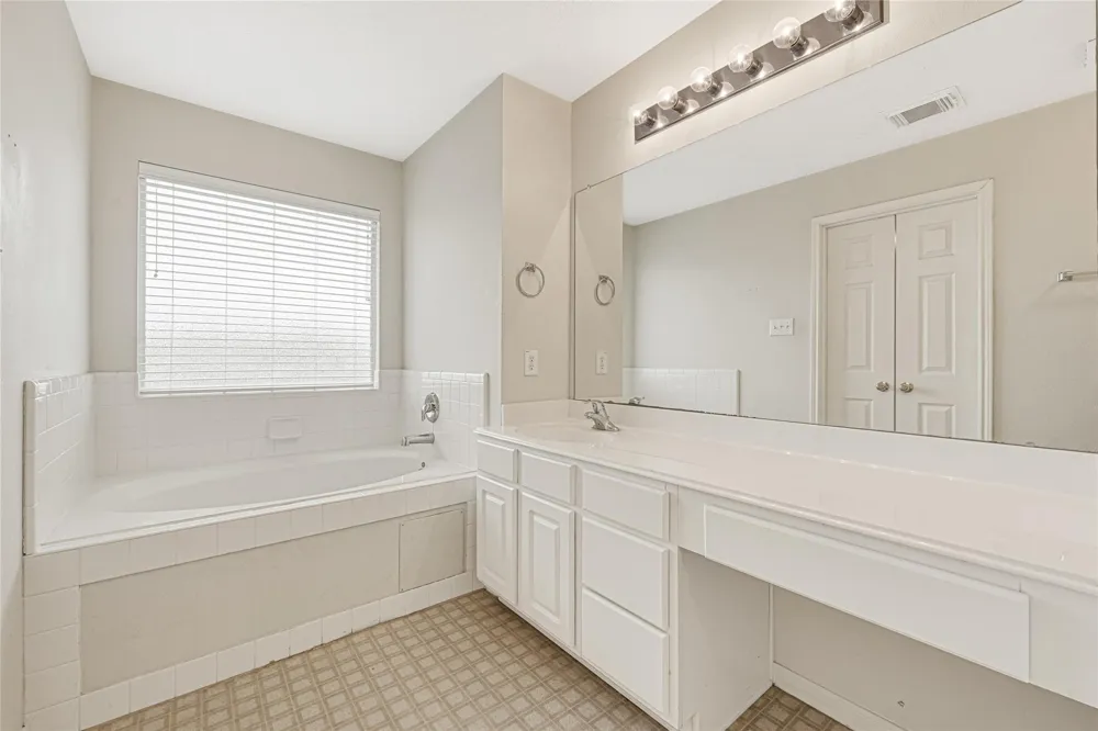 7543 Park Bend Lane Pasadena, TX 77505