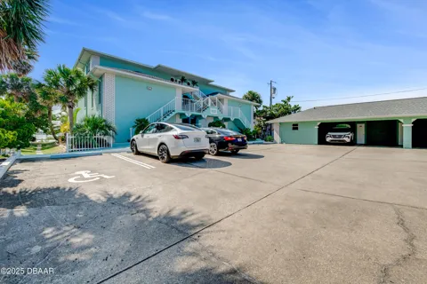 3602 S Peninsula Drive #PH