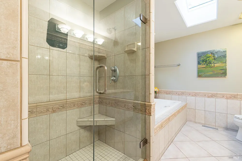 1625 Madrone Avenue Healdsburg, CA 95448