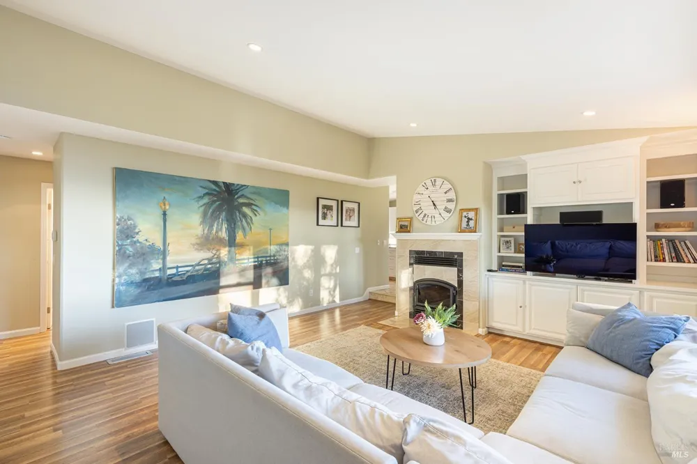 1625 Madrone Avenue Healdsburg, CA 95448