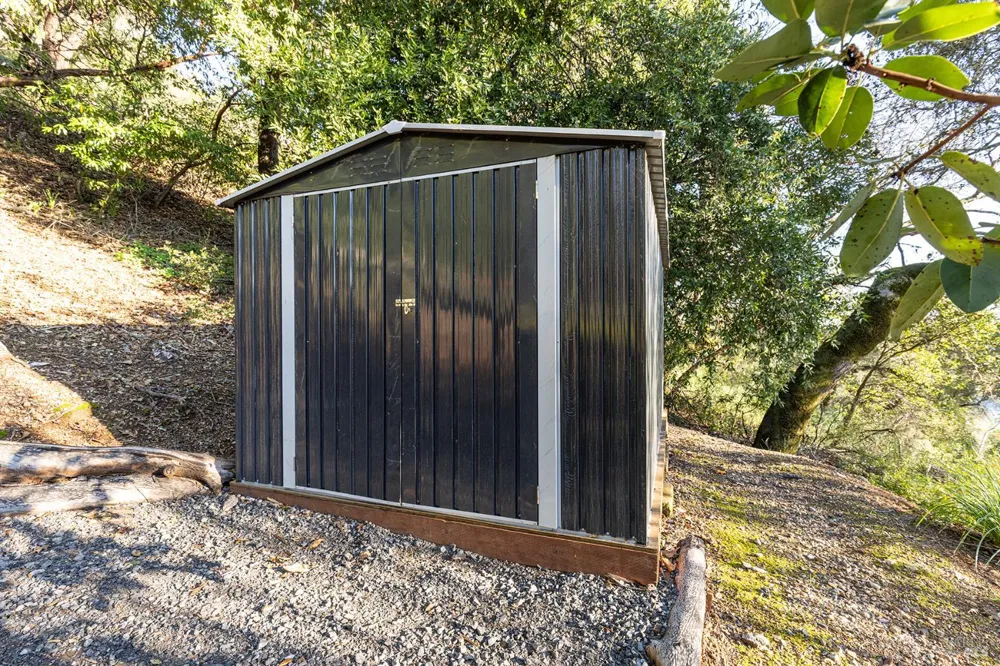 1625 Madrone Avenue Healdsburg, CA 95448