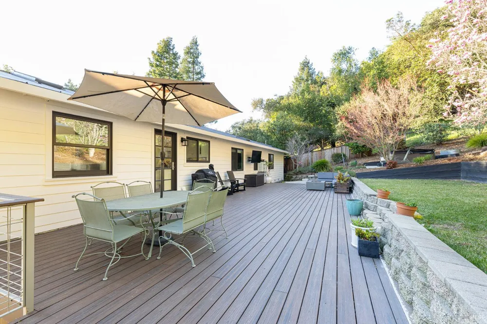 1625 Madrone Avenue Healdsburg, CA 95448