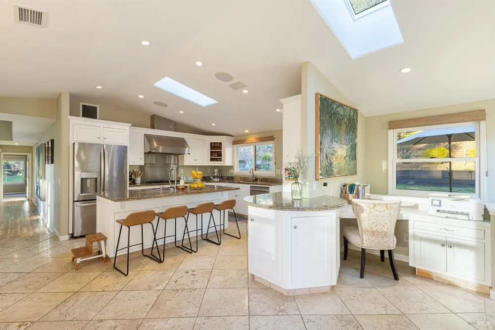 1625 Madrone Avenue Healdsburg, CA 95448