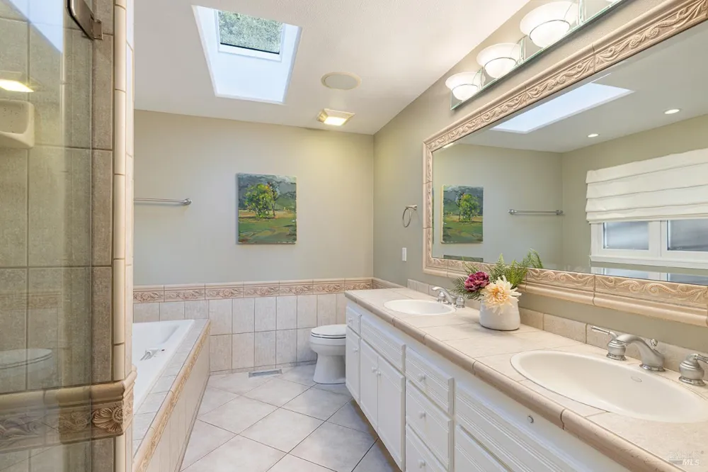 1625 Madrone Avenue Healdsburg, CA 95448