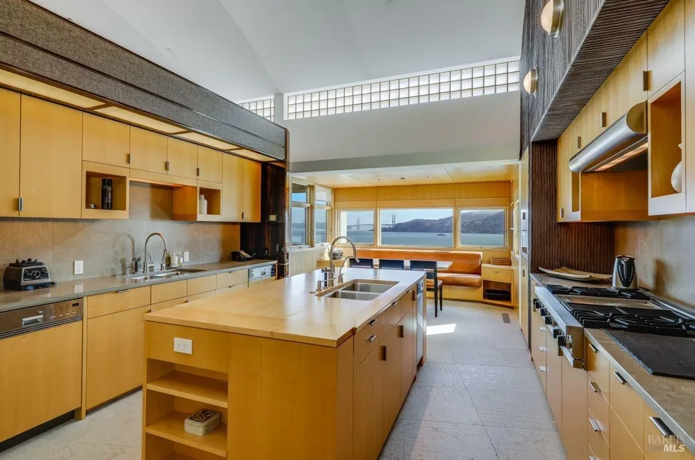 445 Belvedere Avenue Belvedere, CA 94920