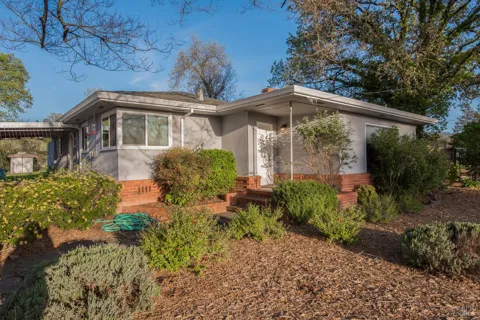 408 Calistoga Road