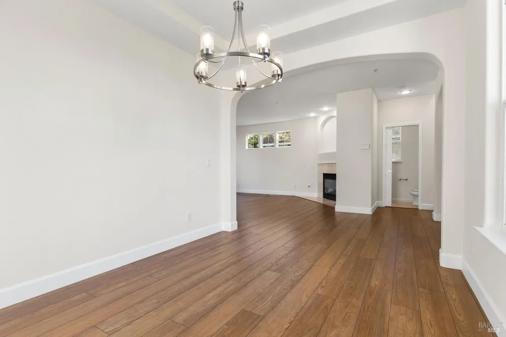 397 Parkview Drive Healdsburg, CA 95448